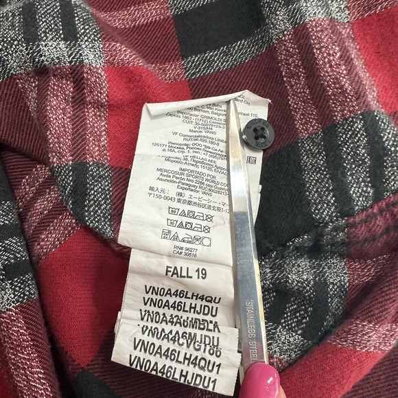 Vans Flannel Shirt Mens XXL Black Red Plaid Long Sleeve Button Up Off‎ The Wall - Picture 8 of 9